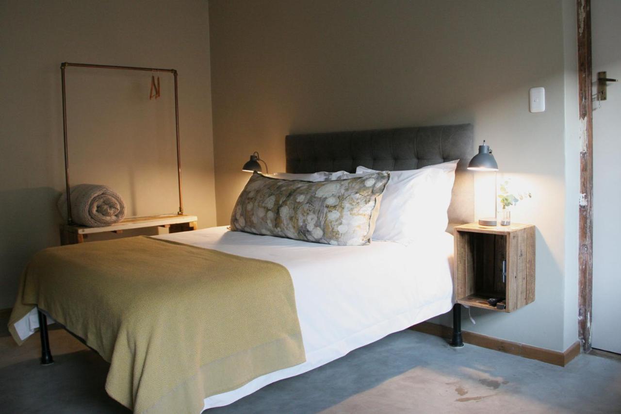 Avo&Oak Guesthouse George Bagian luar foto