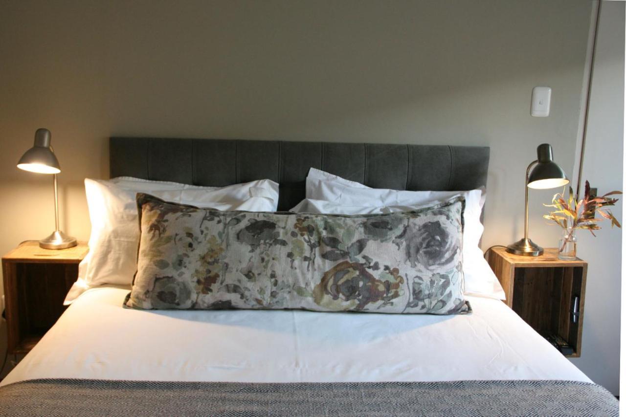 Avo&Oak Guesthouse George Bagian luar foto