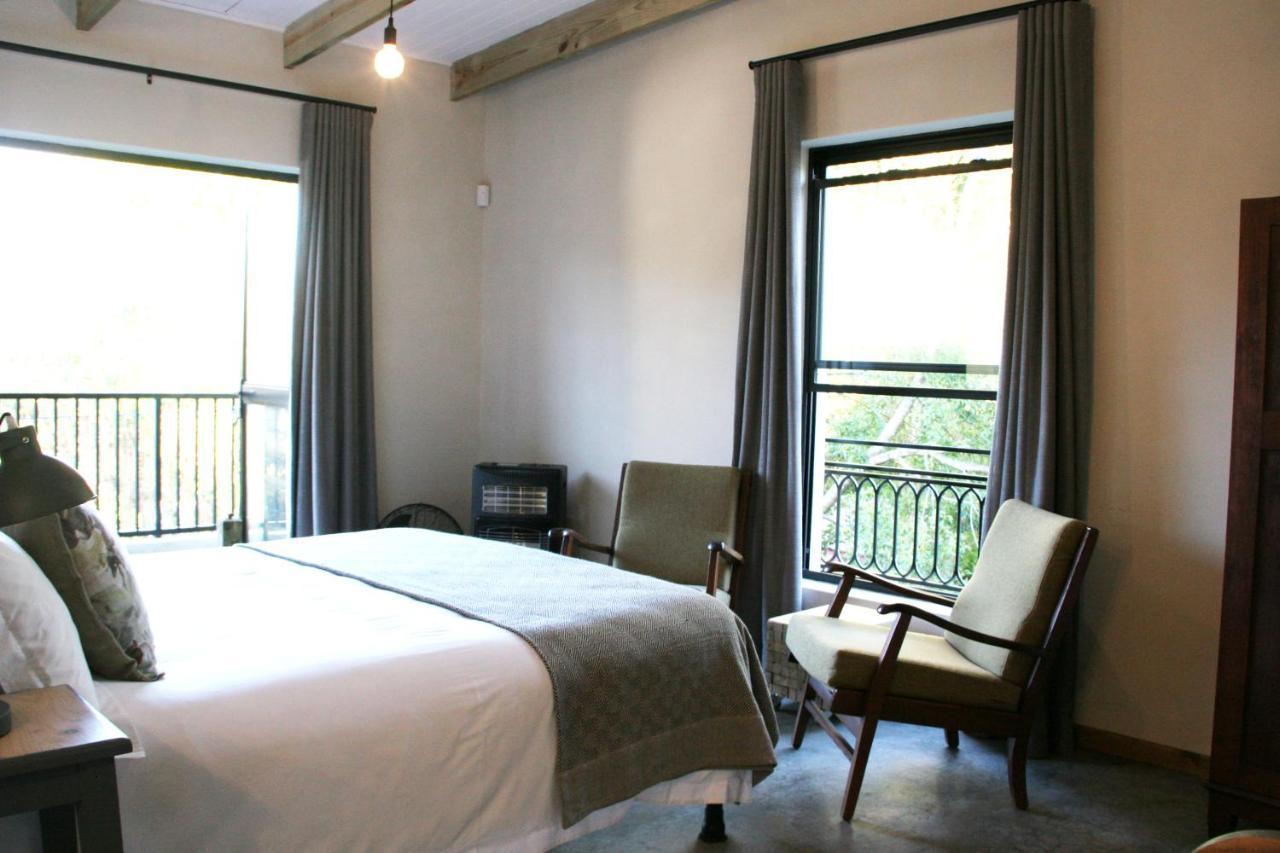 Avo&Oak Guesthouse George Bagian luar foto