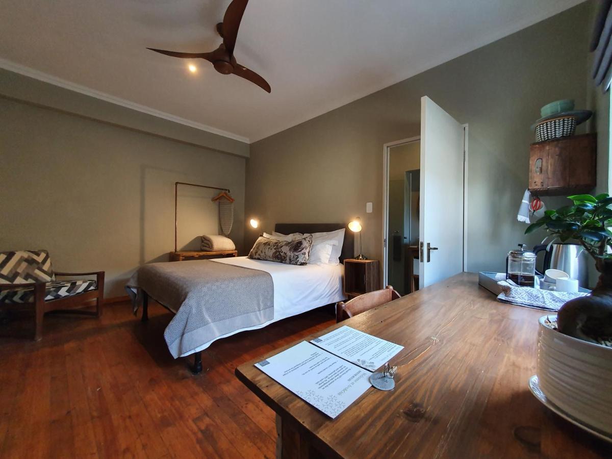 Avo&Oak Guesthouse George Bagian luar foto
